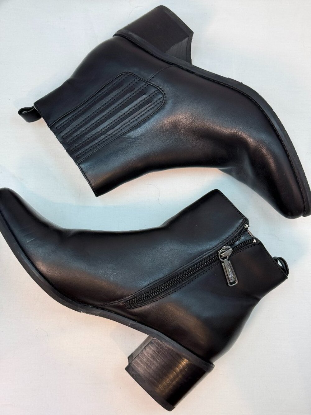 Blondo Elvina Waterproof Ankle Boots Black Leather Block Heel Pointed Toe Size 9